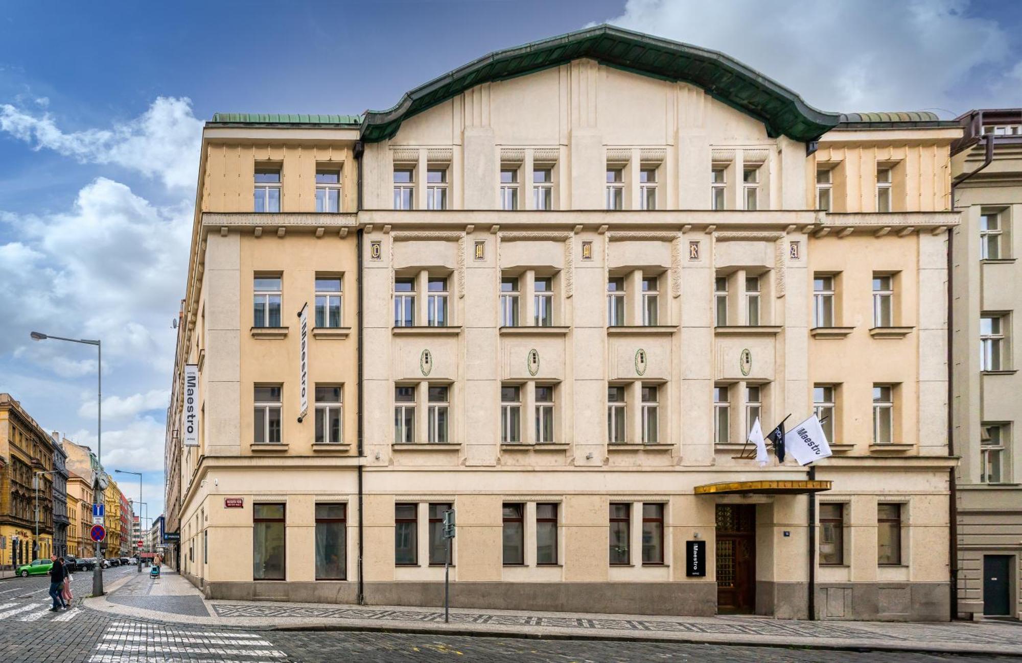 Hotel Maestro By Adrez Prag Exteriör bild