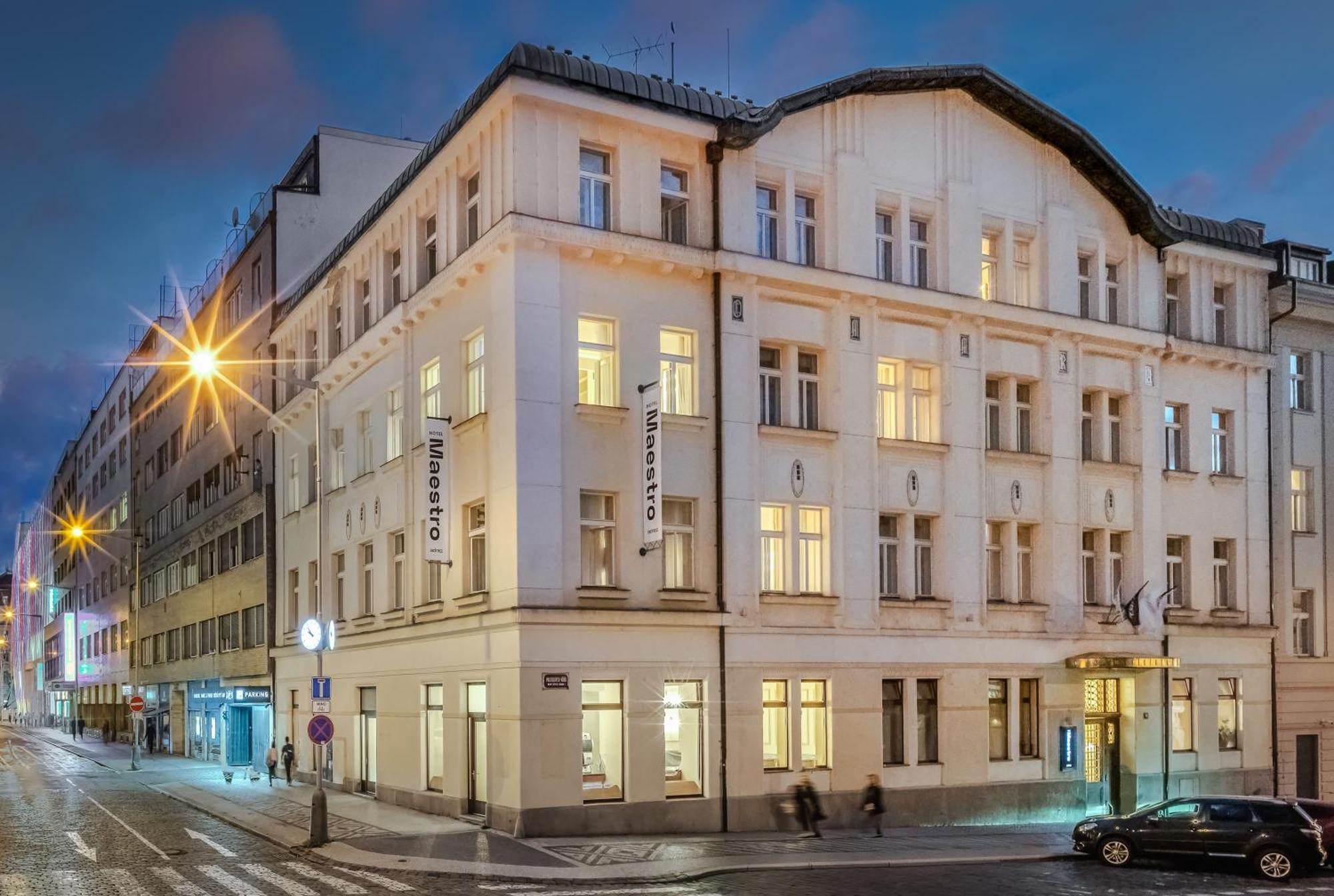 Hotel Maestro By Adrez Prag Exteriör bild